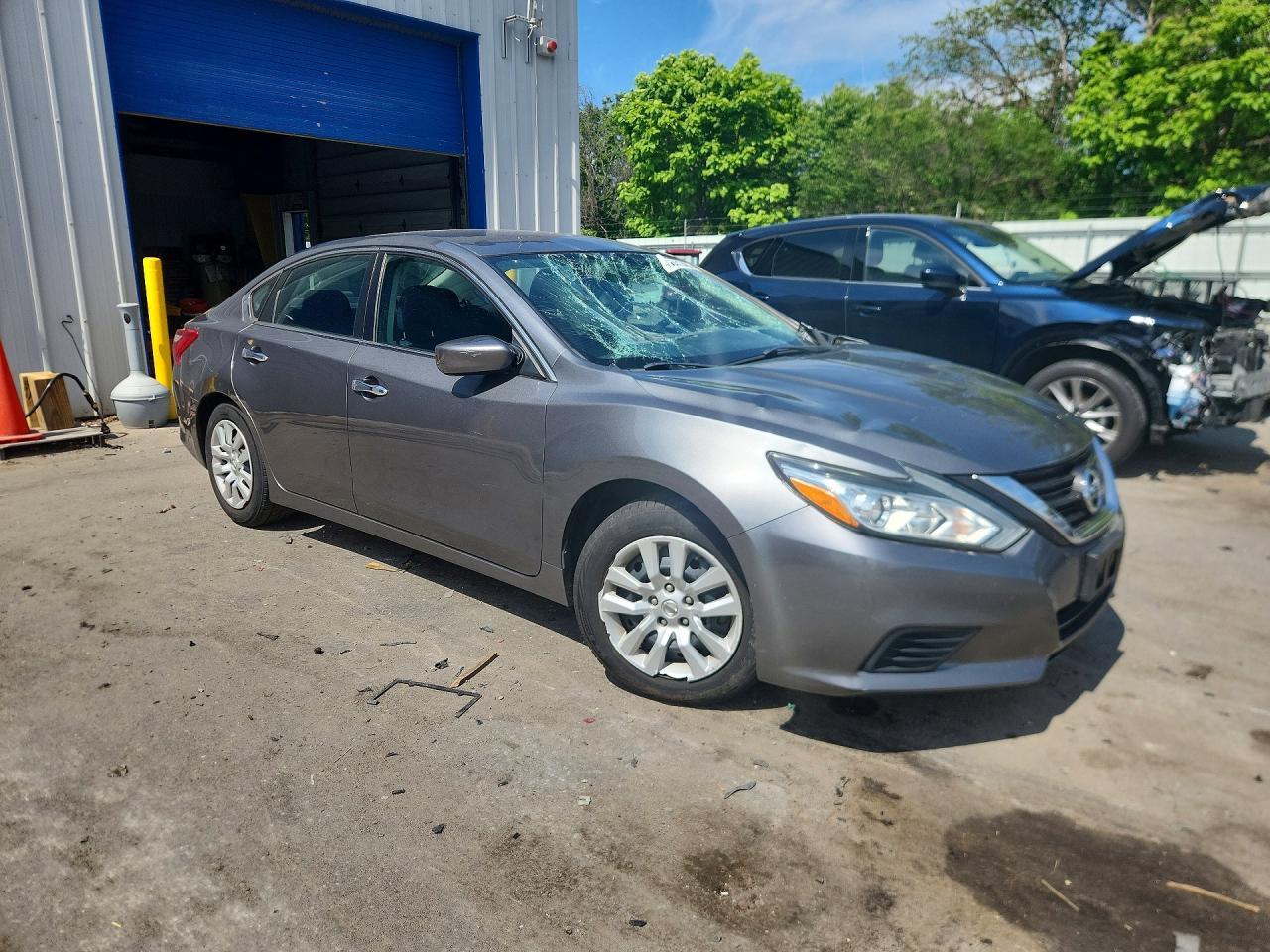 2017 Nissan Altima 2.5 S - Image 4
