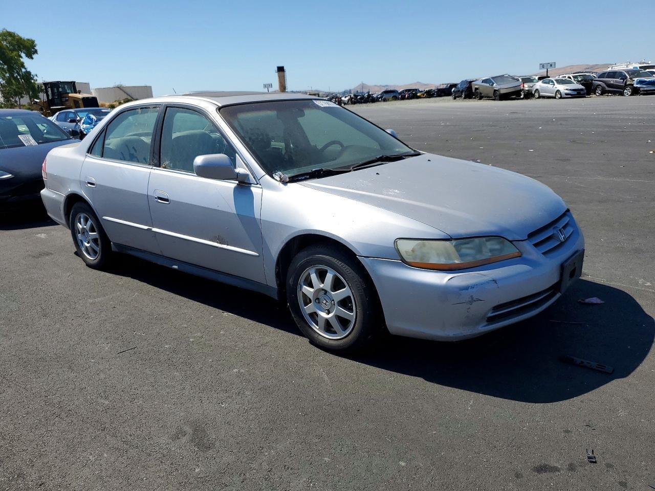 2002 Honda Accord - Image 4
