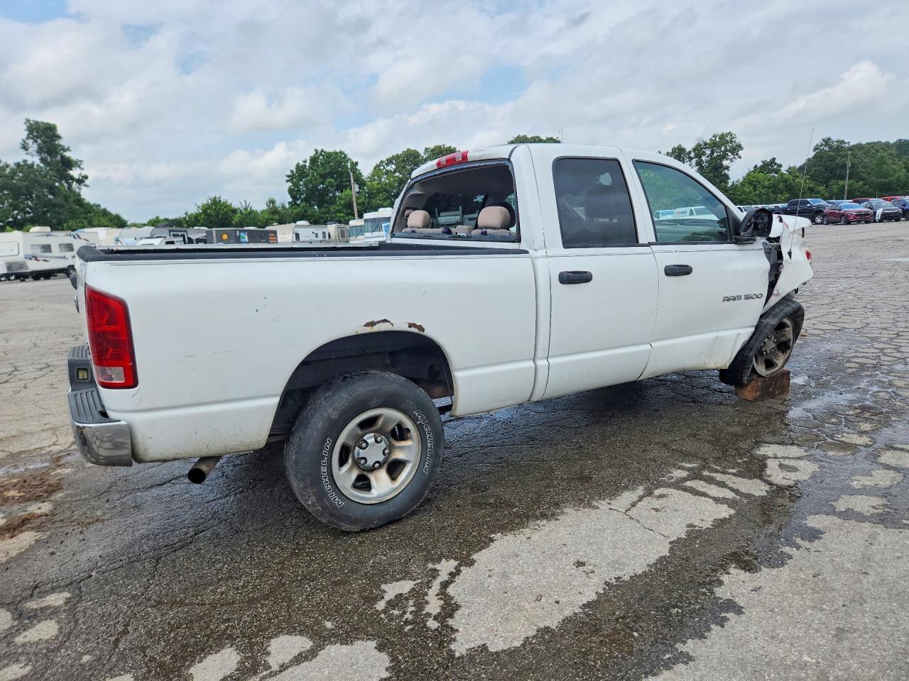 2005 Dodge Ram 1500 St - Image 3