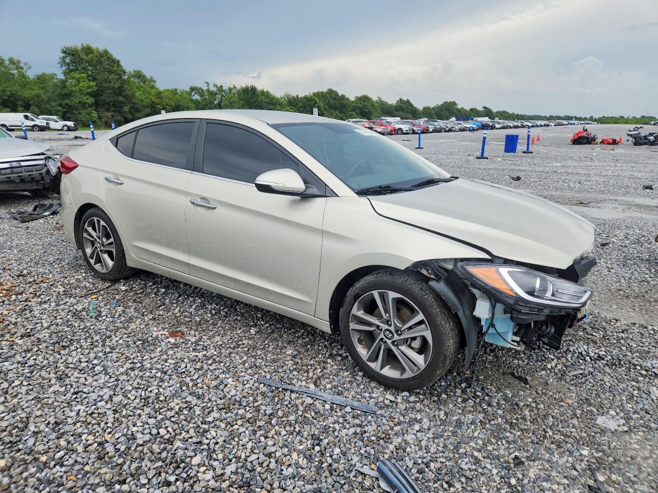2017 Hyundai Elantra Limited - Фото 4