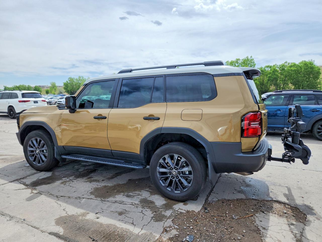 2025 Toyota Land Cruiser Base - Image 2