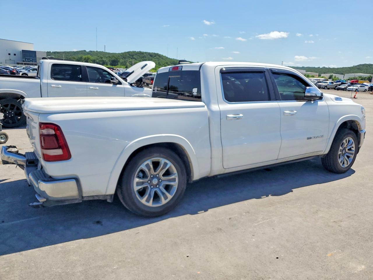 2022 Ram 1500 Longhorn - Фото 3