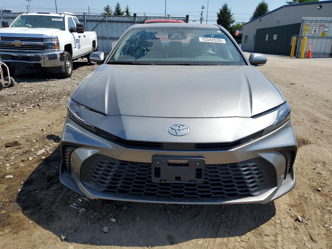 2026 Toyota Camry Se - Image 5