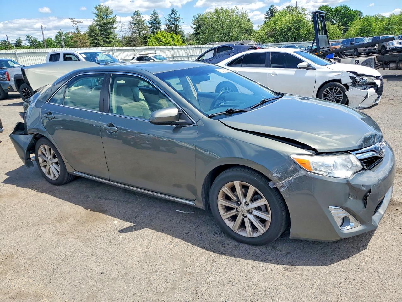 2012 Toyota Camry Xle V6 - Фото 4