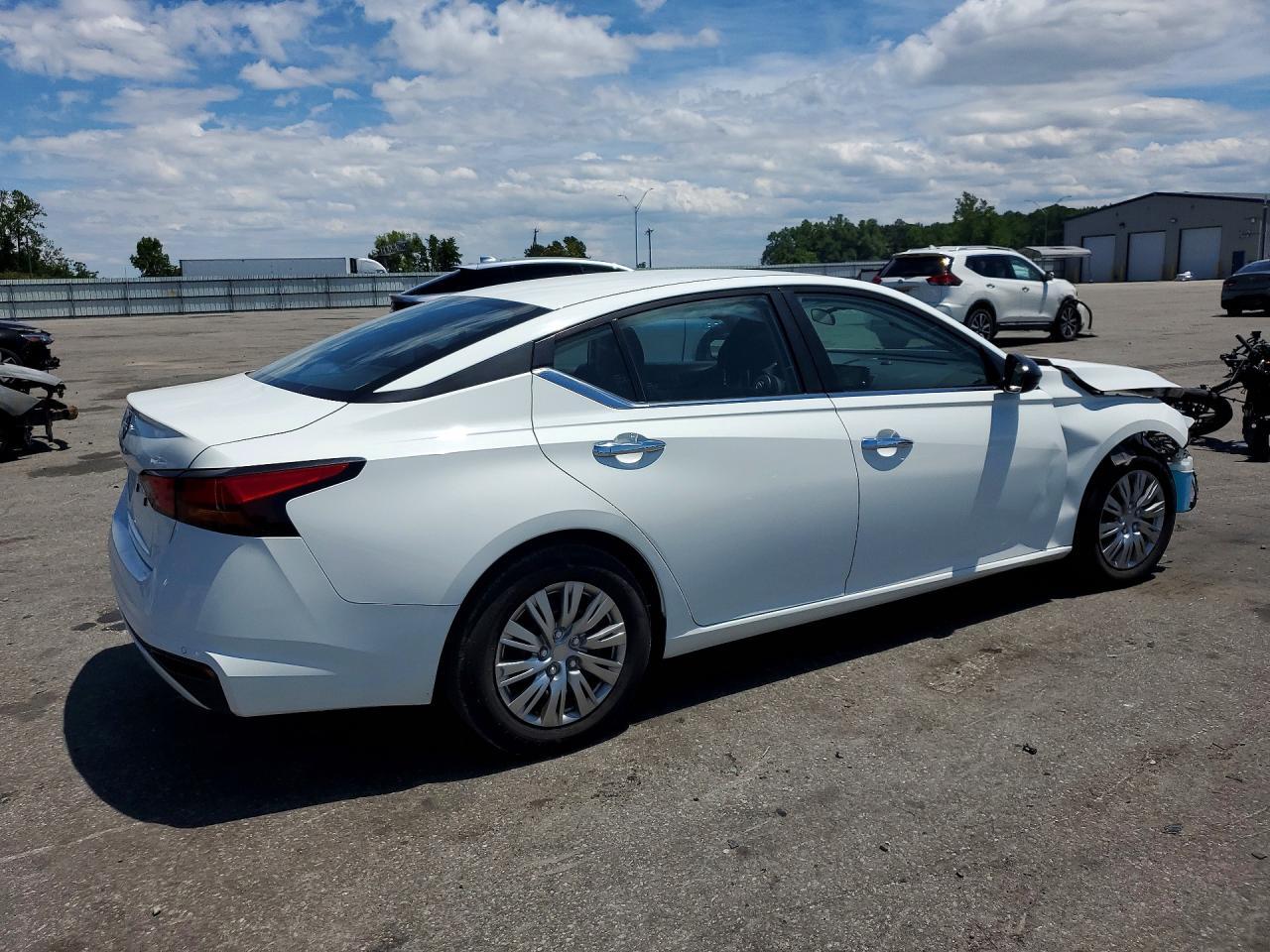 2024 Nissan Altima S - Фото 3