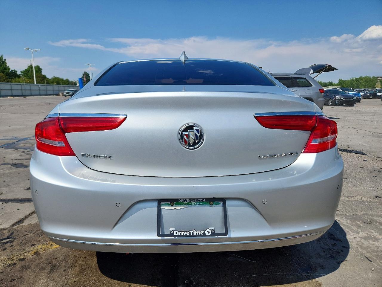 2018 Buick Lacrosse Essence - Image 6