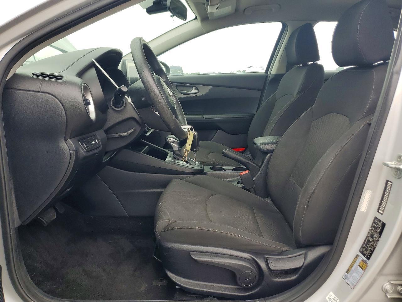 2019 Kia Forte Lxs - Image 7