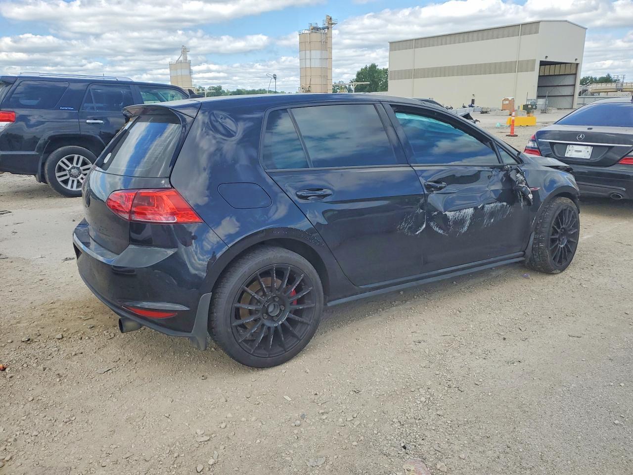 2017 Volkswagen Gti Sport - Фото 3
