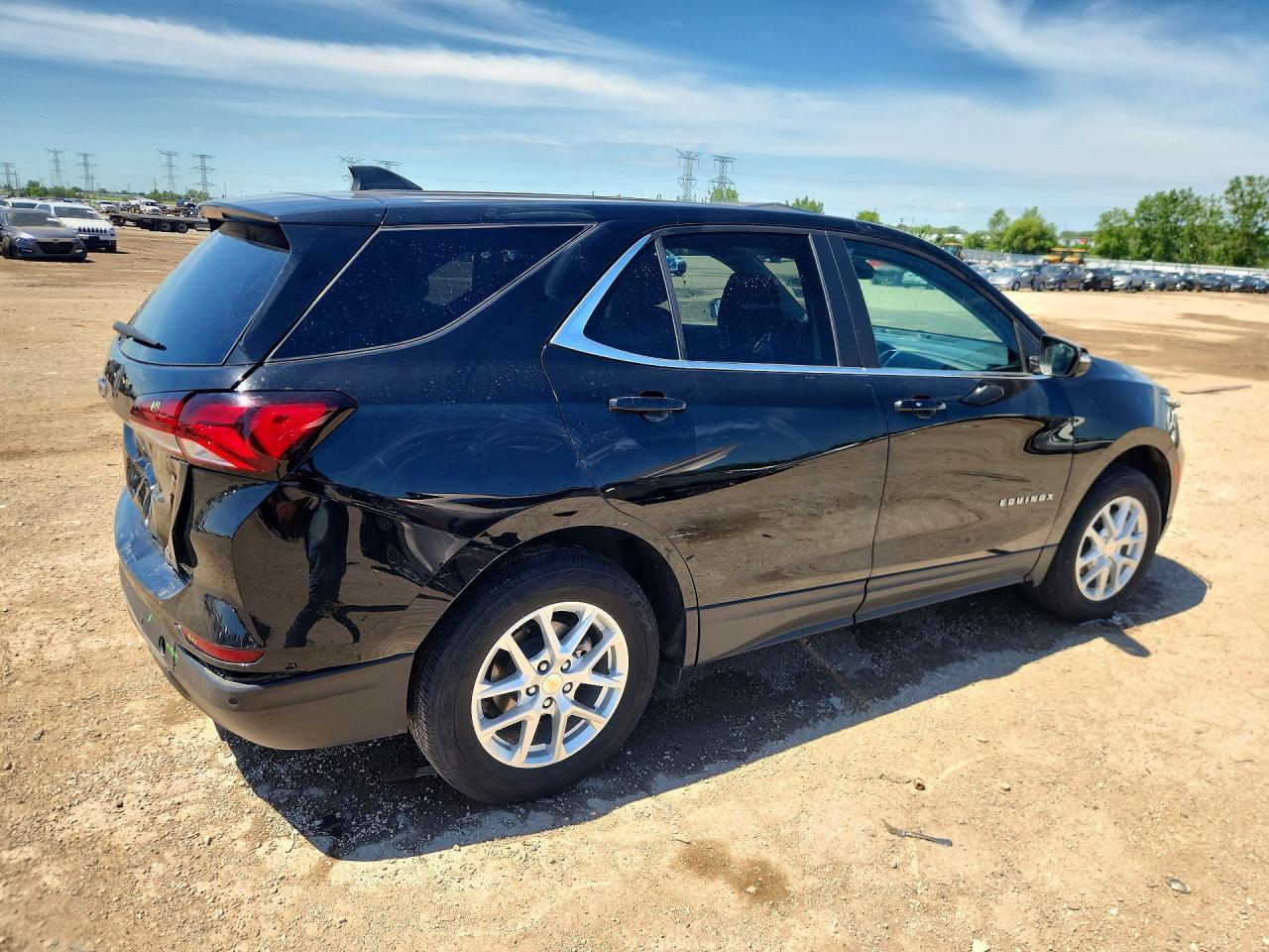 2022 Chevrolet Equinox Lt - Фото 3