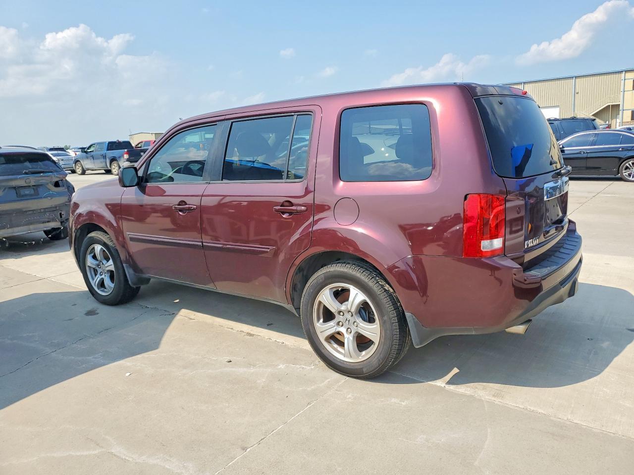 2014 Honda Pilot - Image 2