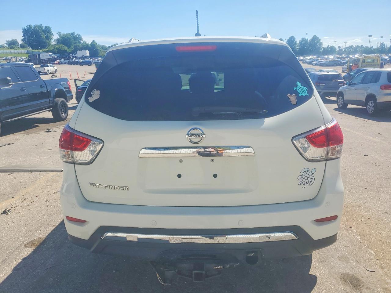 2016 Nissan Pathfinder S - Фото 6
