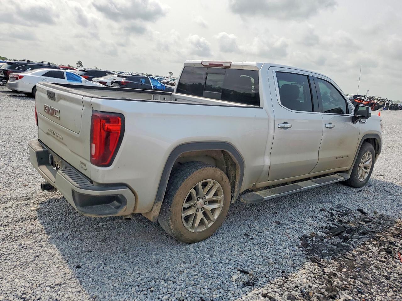 2021 GMC Sierra C1500 Slt - Image 3