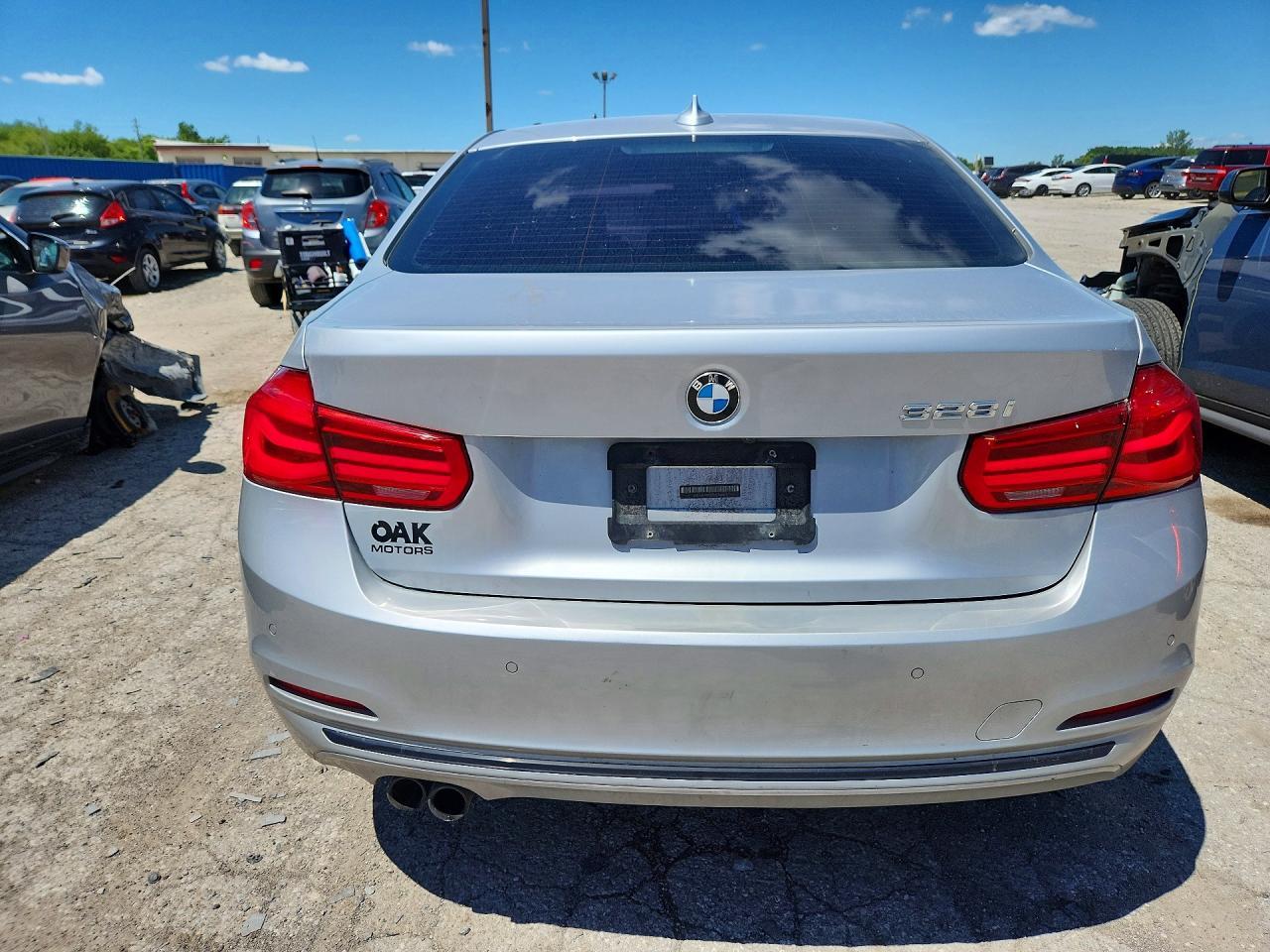 2016 BMW 328 I Sulev - Фото 6