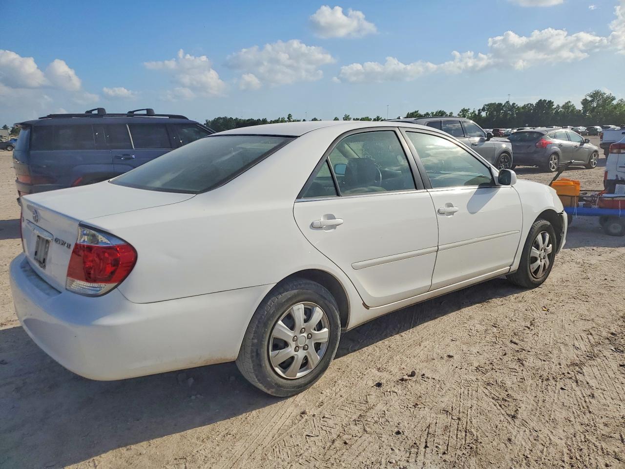 2006 Toyota Camry Le - Фото 3
