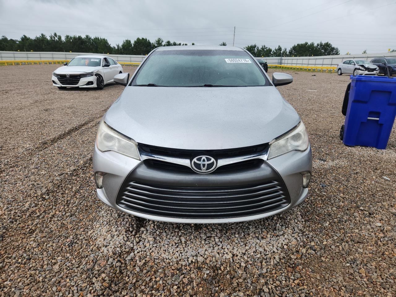 2017 Toyota Camry Le - Image 5