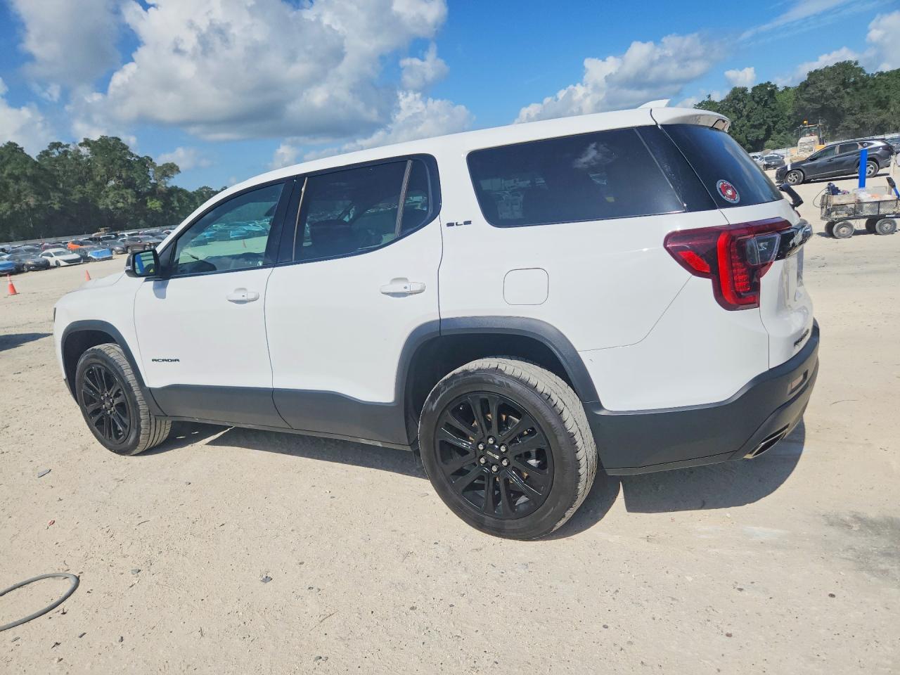 2023 GMC Acadia Sle - Фото 2
