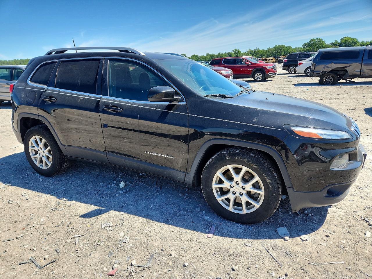 2017 Jeep Cherokee Latitude - Фото 4