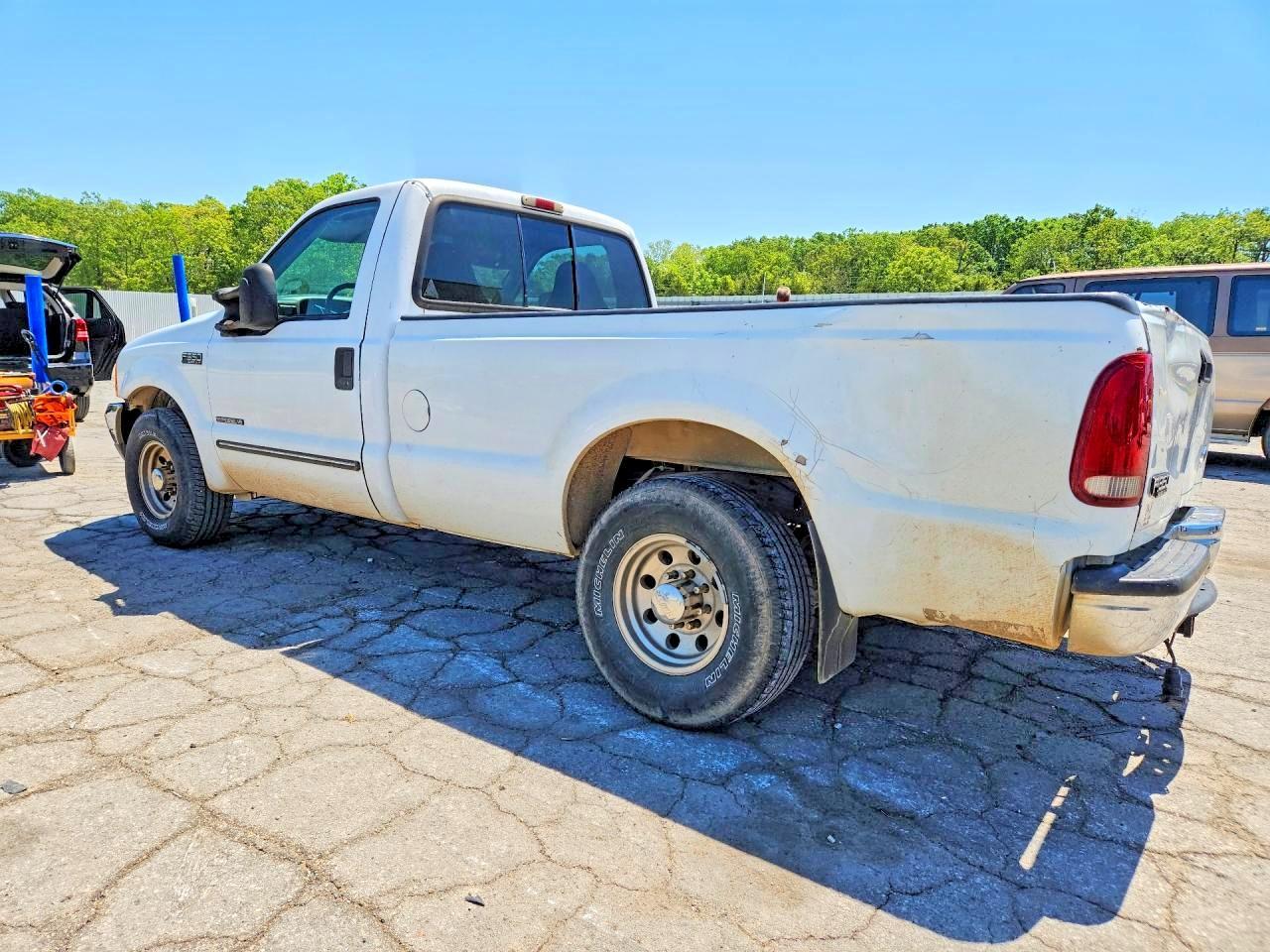 2000 Ford F350 Srw Super Duty - Image 2