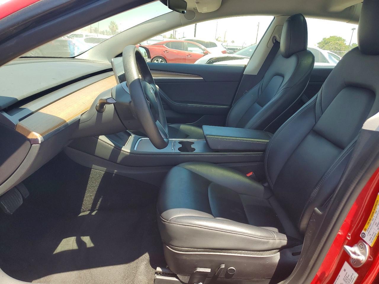 2023 Tesla Model 3 - Фото 7