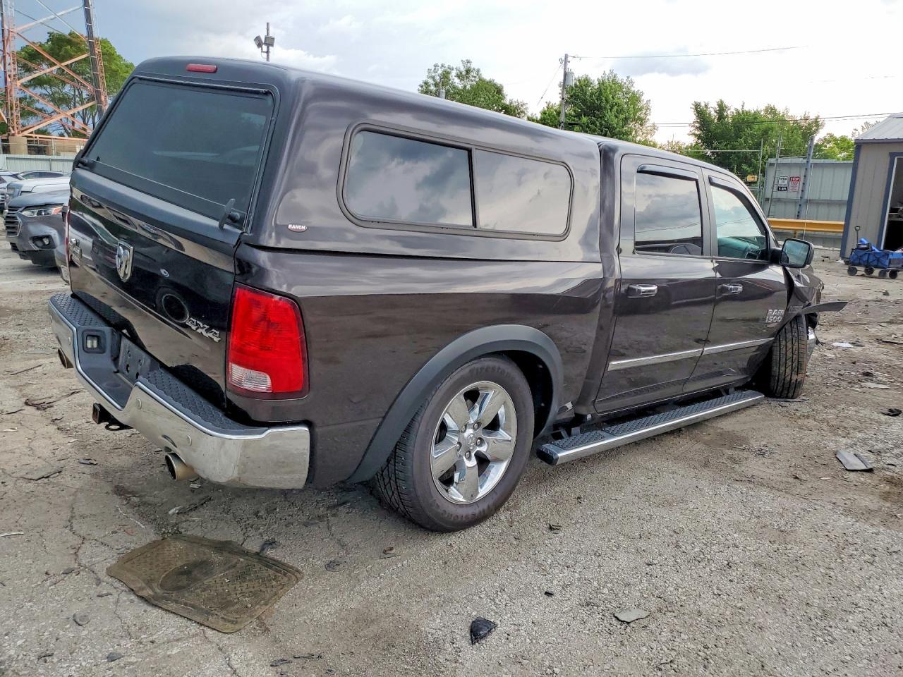 2016 Ram 1500 Slt - Image 3
