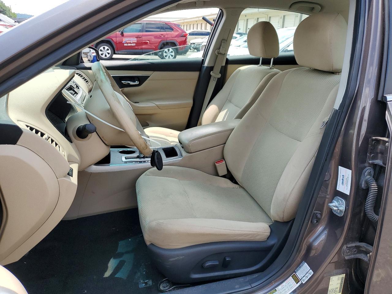2015 Nissan Altima 2.5 S - Image 7
