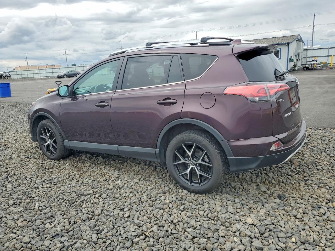 2016 Toyota Rav4 Se - Image 2