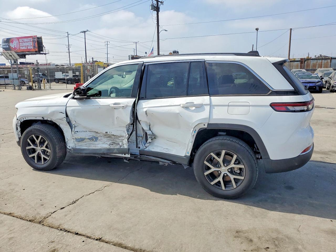 2023 Jeep Grand Cherokee Limited - Image 2