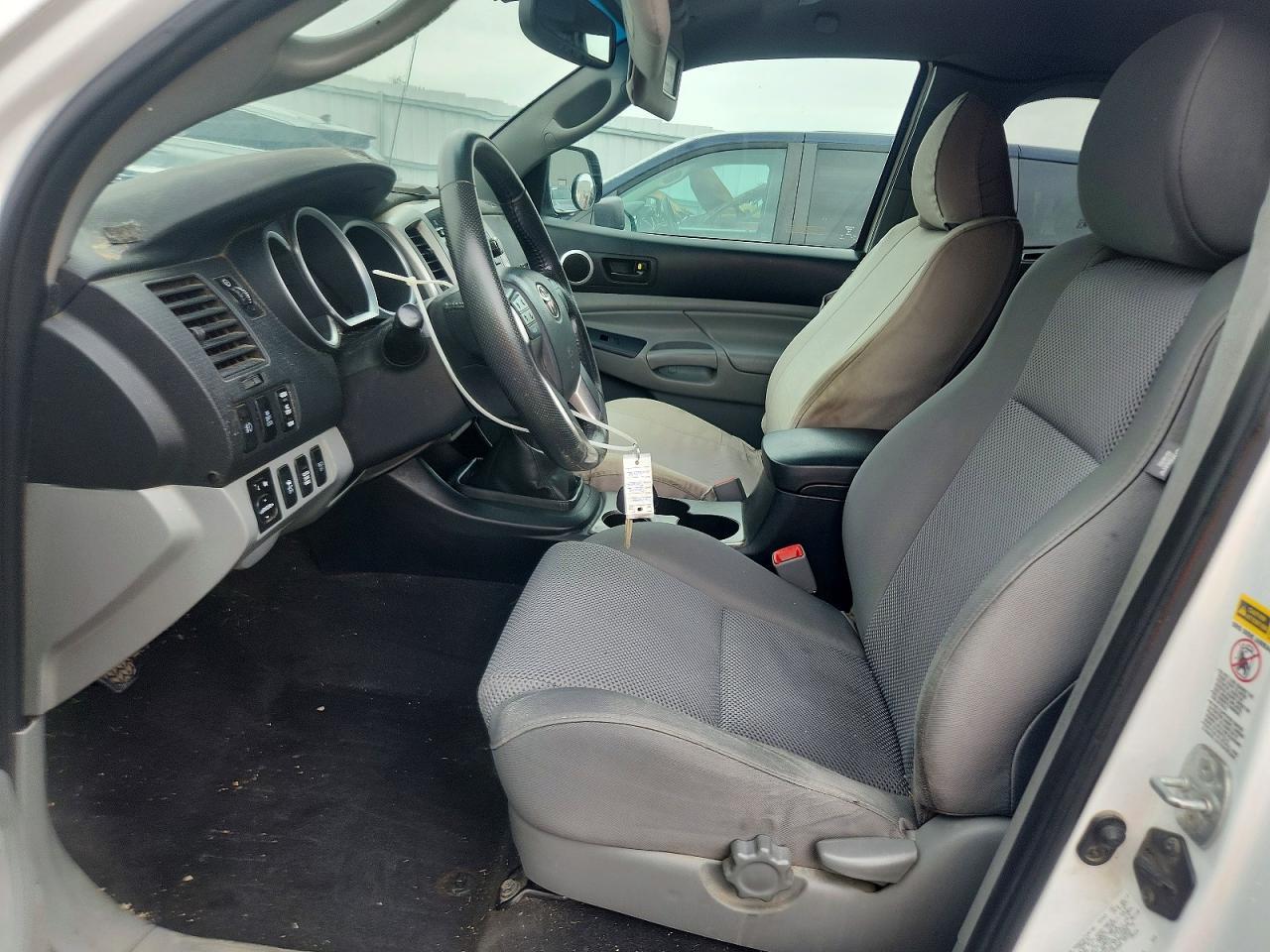 2012 Toyota Tacoma V6 - Image 7