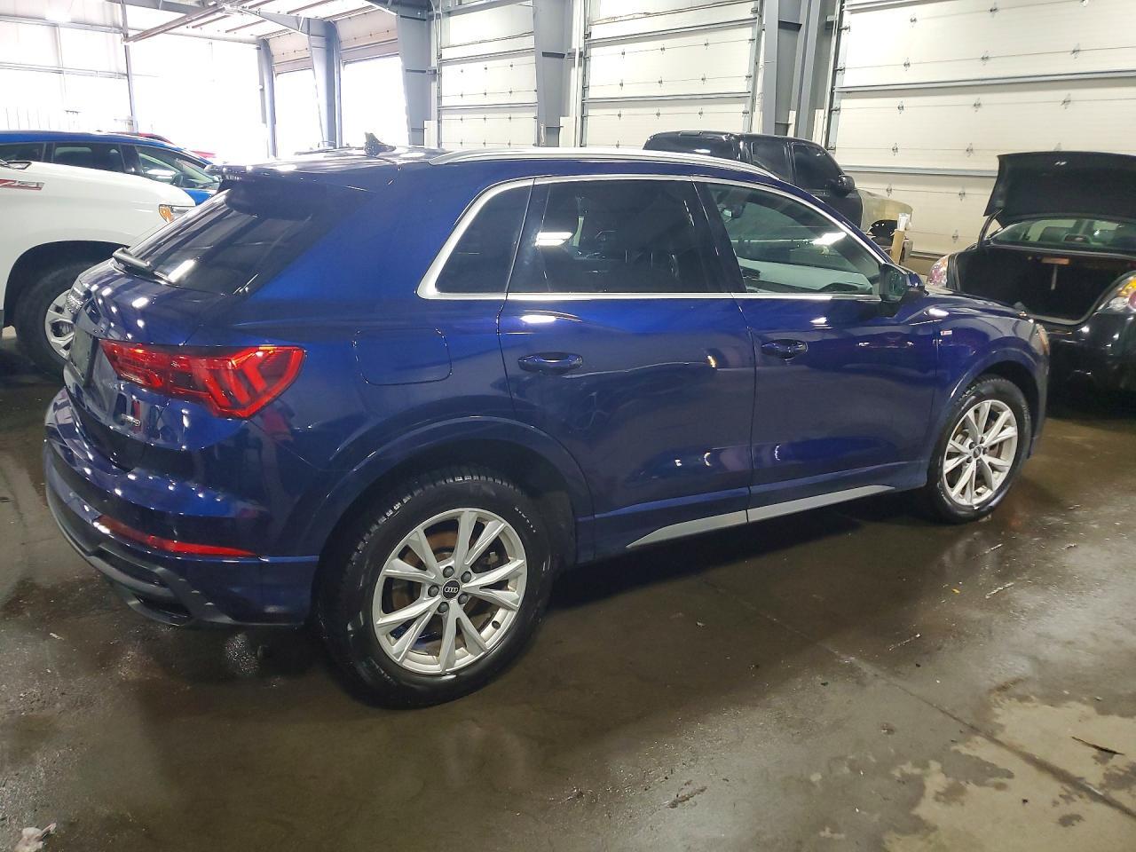 2021 Audi Q3 Premium S Line 45 - Фото 3
