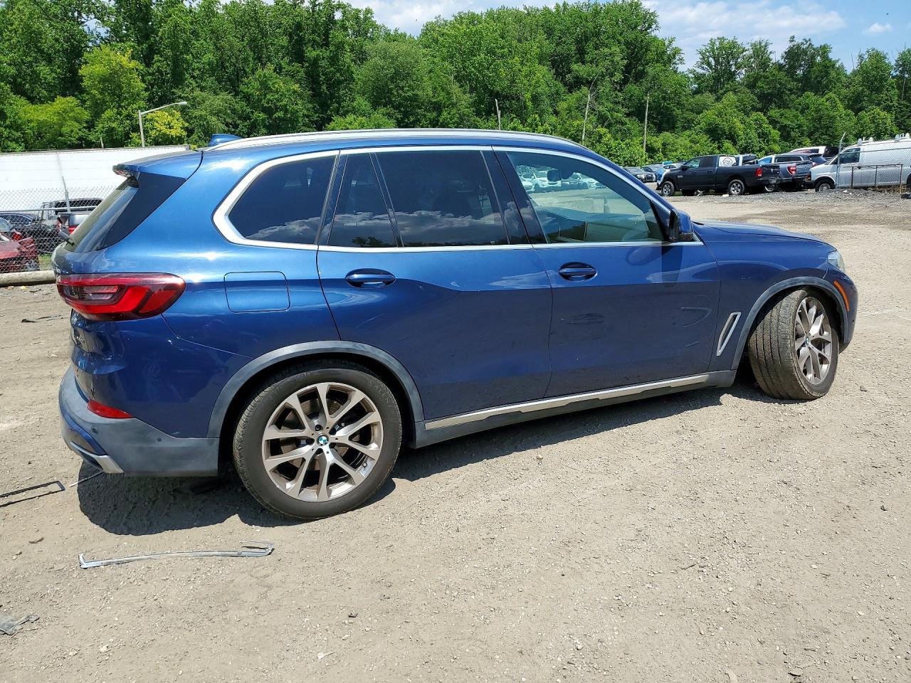 2022 BMW X5 xDrive40I - Image 3