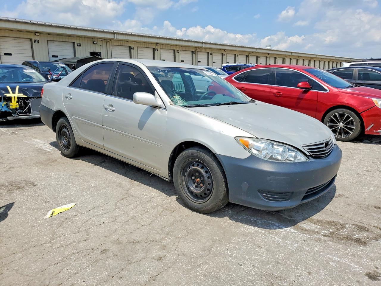2006 Toyota Camry - Фото 4