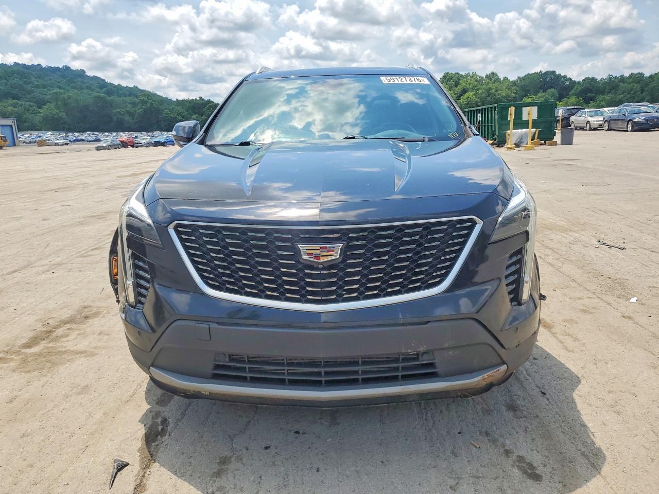 2019 Cadillac Xt4 Premium Luxury - Image 5