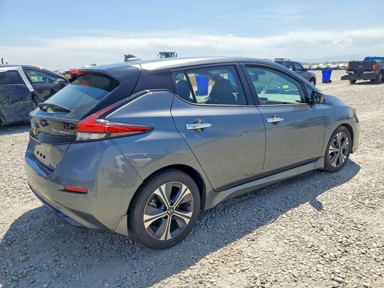2021 Nissan Leaf Sv - Image 3
