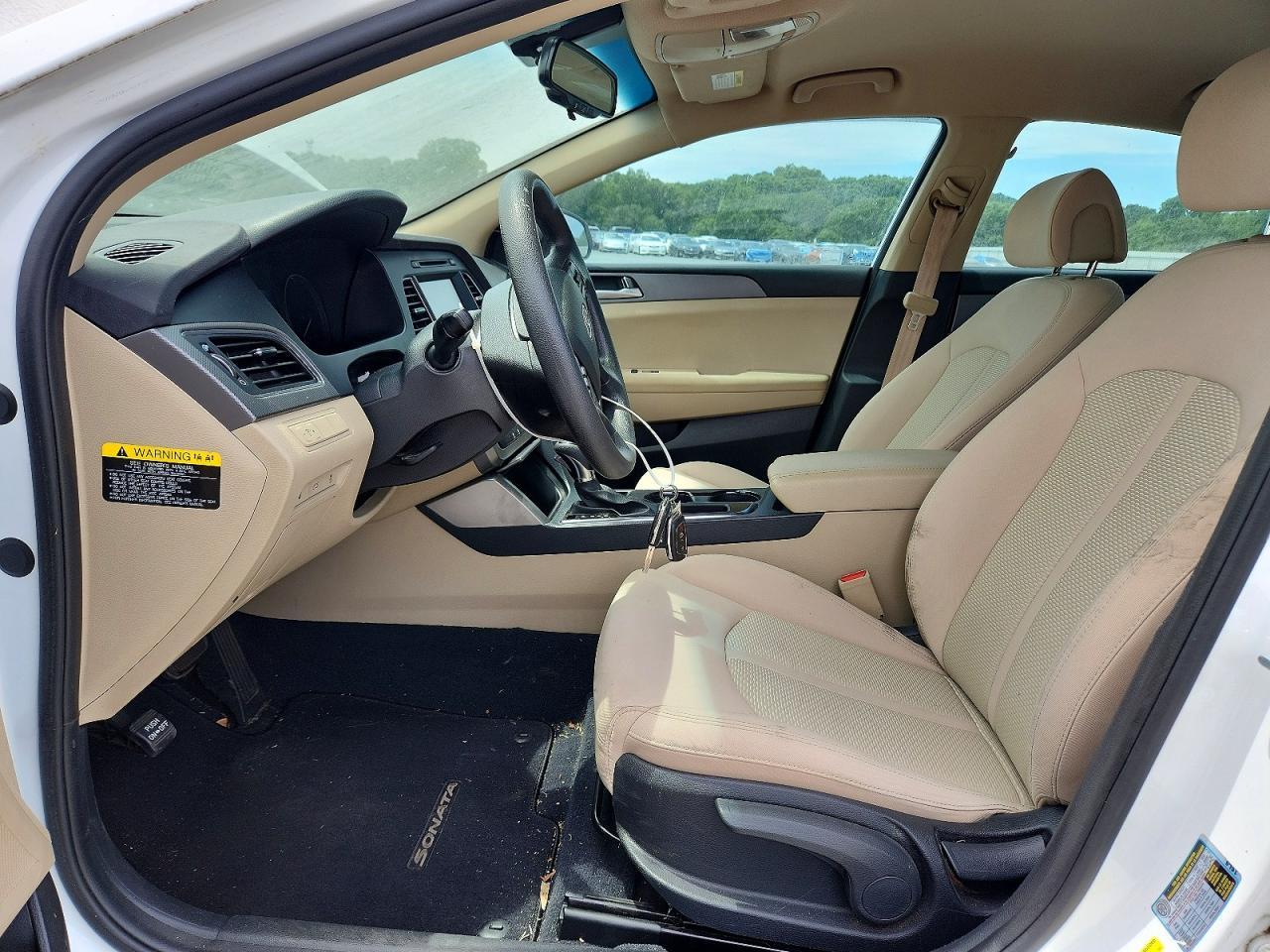 2017 Hyundai Sonata - Image 7