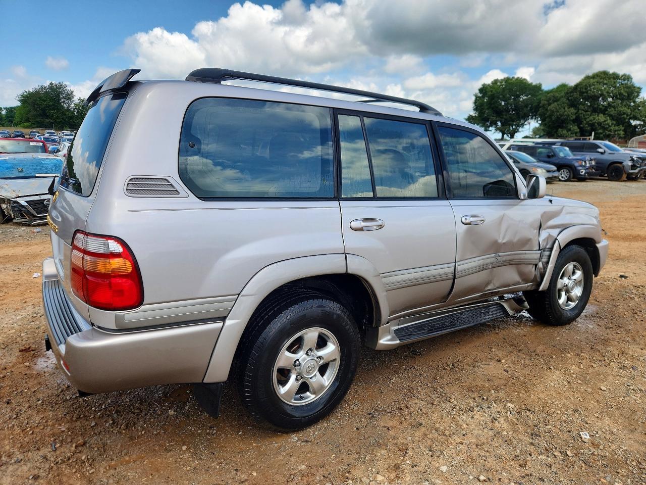 2002 Toyota Land Cruiser Base - Фото 3