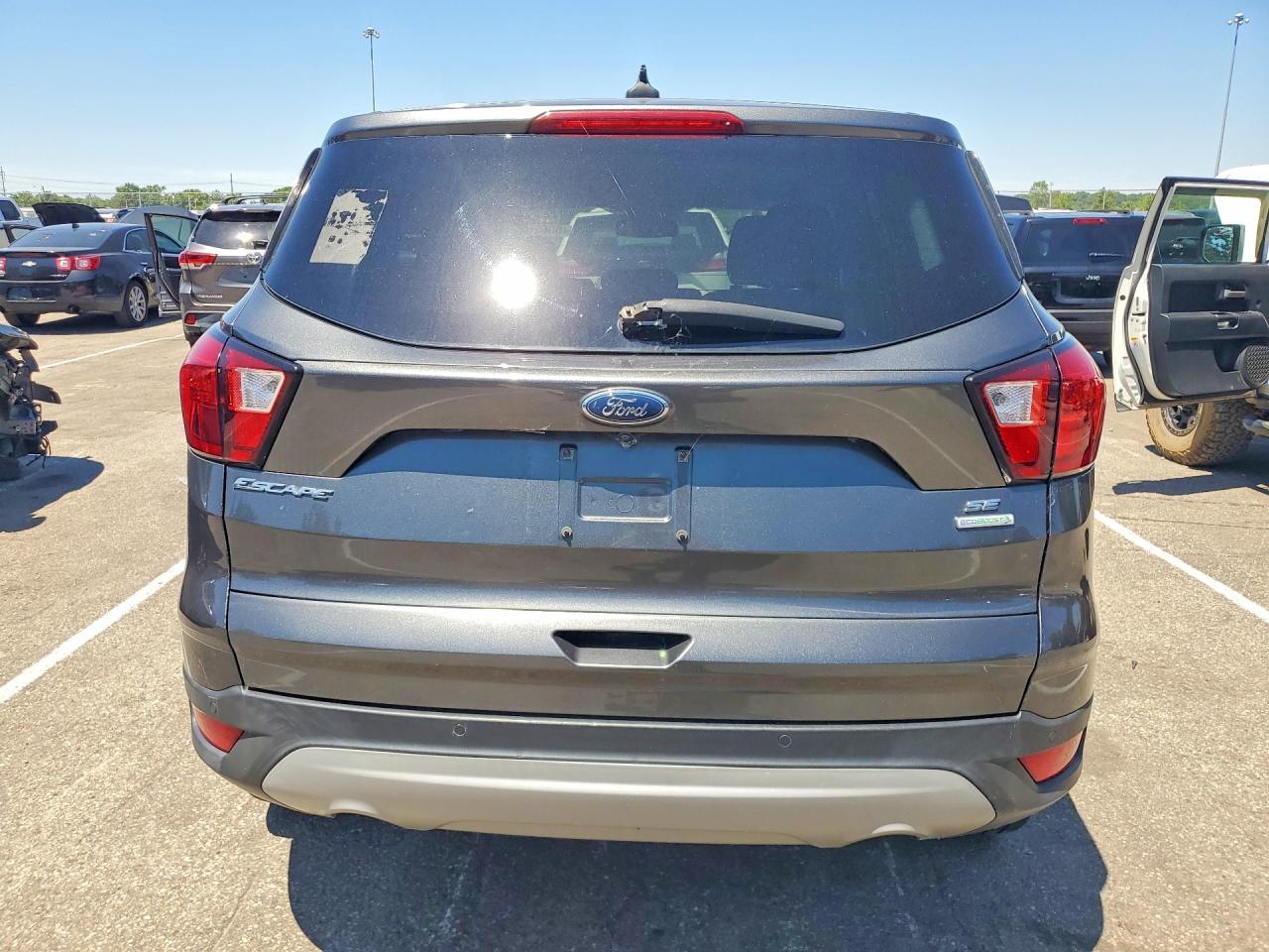 2019 Ford Escape Se - Фото 6