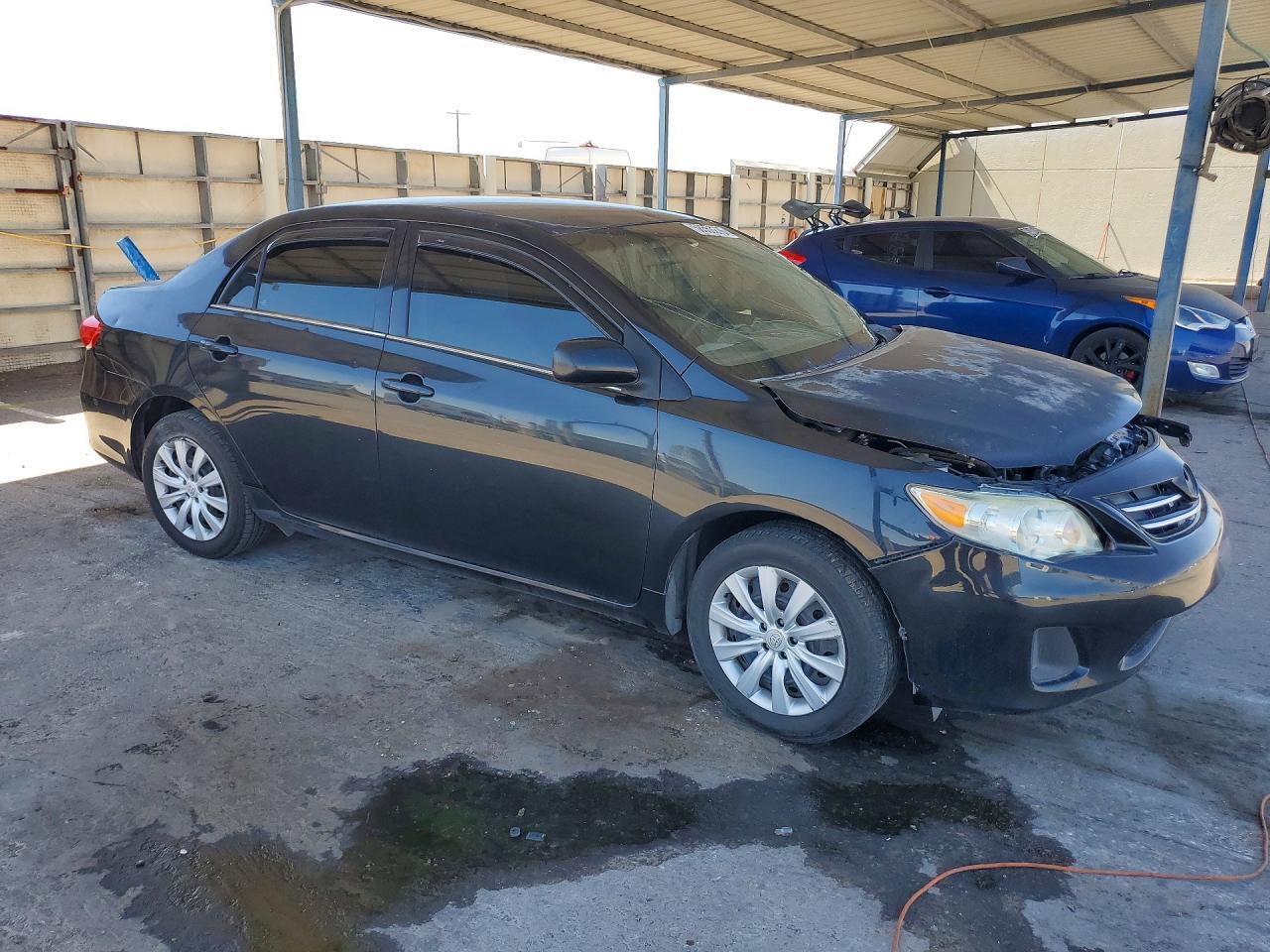 2013 Toyota Corolla Le - Image 4