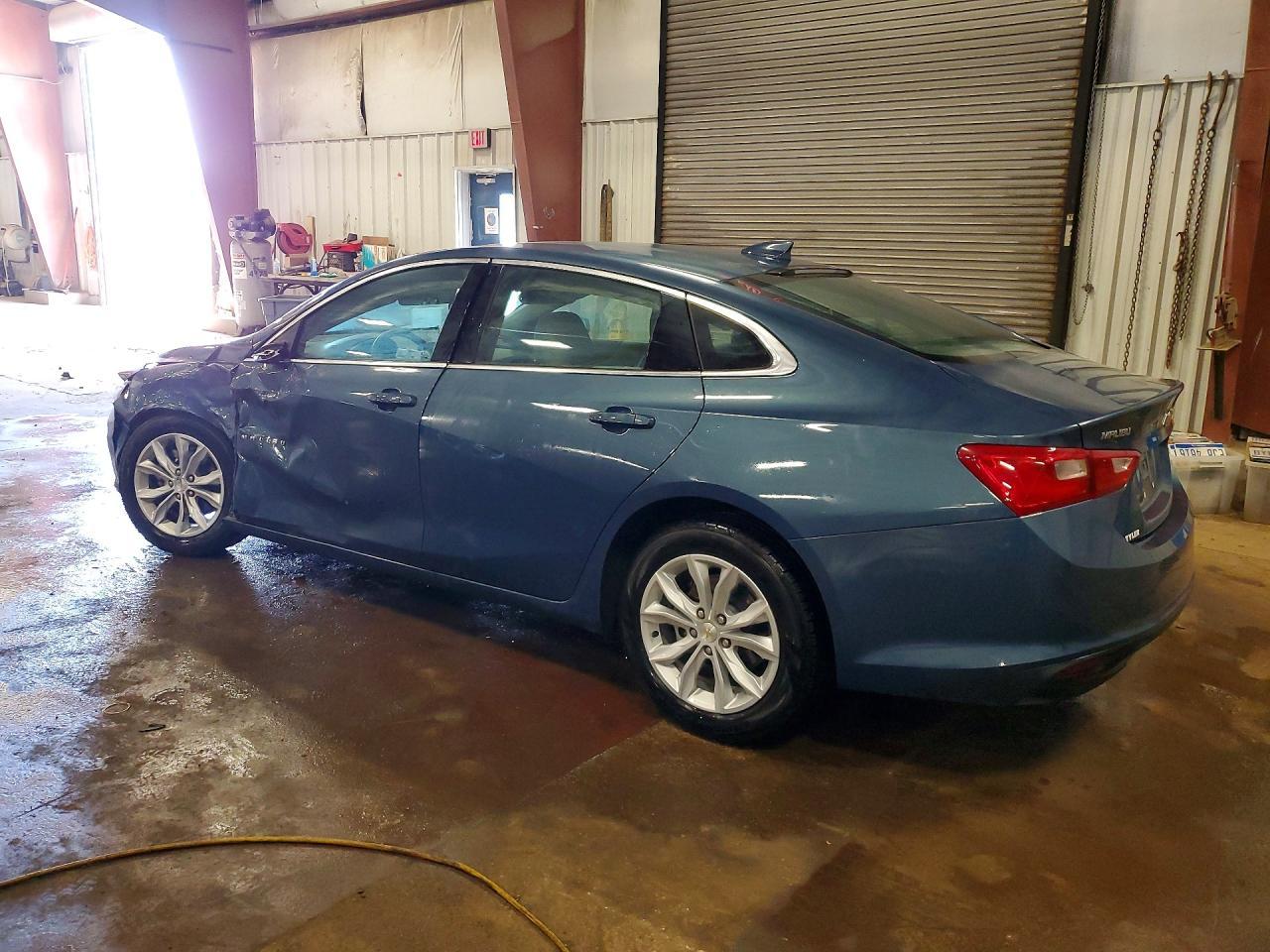 2025 Chevrolet Malibu Lt - Фото 2