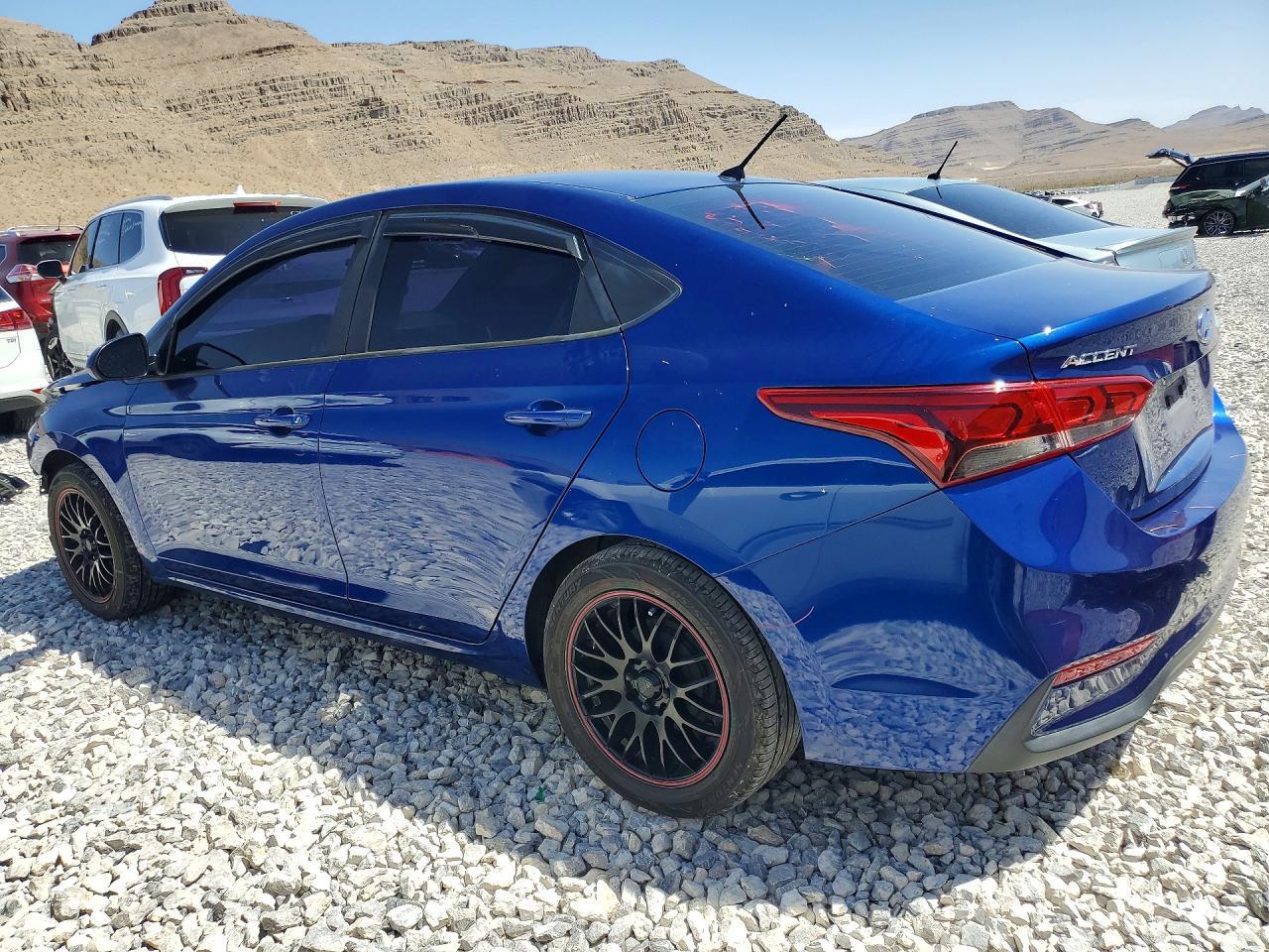 2019 Hyundai Accent Se - Фото 2