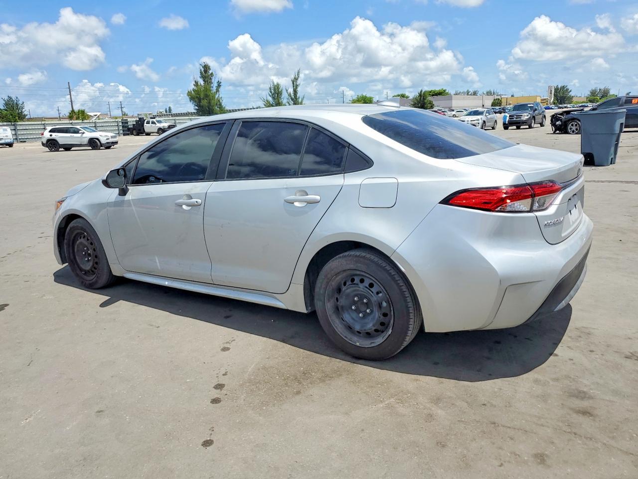 2024 Toyota Corolla Le - Image 2