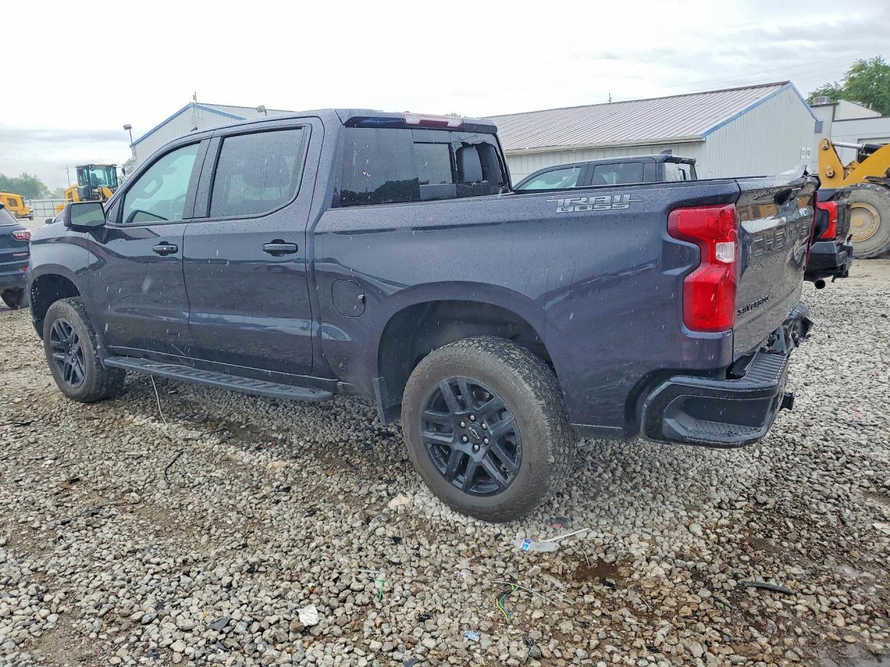 2024 Chevrolet Silverado K1500 Lt Trail Boss - Image 2