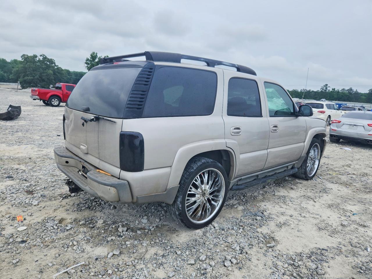 2006 Chevrolet Tahoe C1500 - Image 3