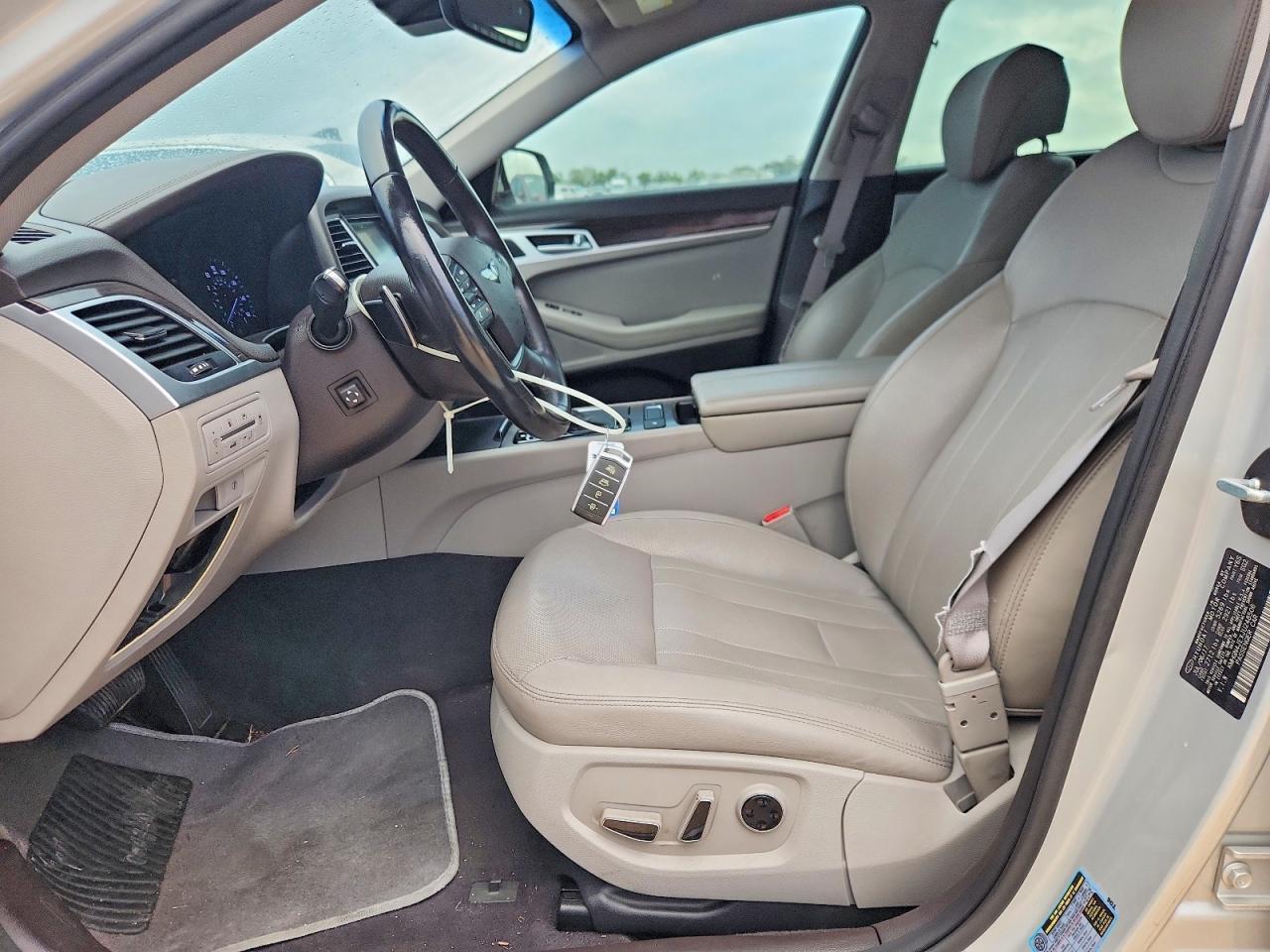 2018 Genesis G80 3.8 - Image 7