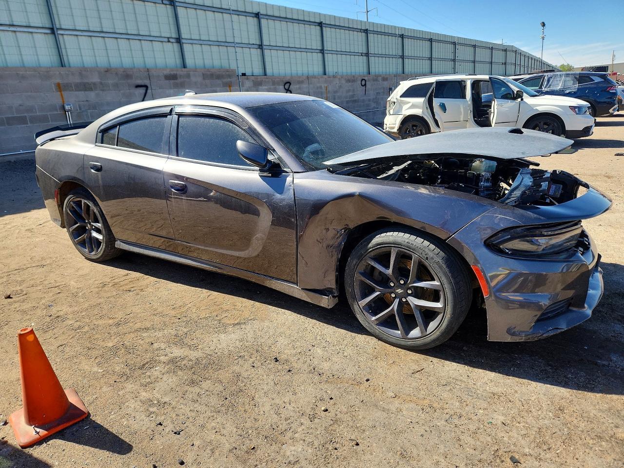 2019 Dodge Charger R - Image 4