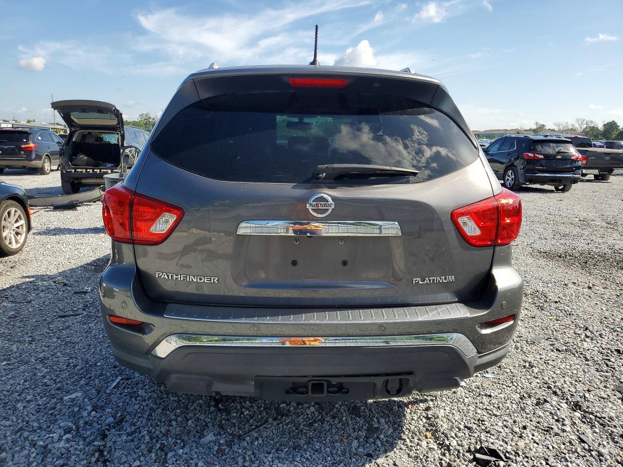 2017 Nissan Pathfinder Platinum - Фото 6
