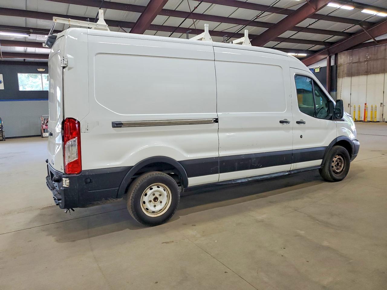 2018 Ford Transit T-150 - Фото 3