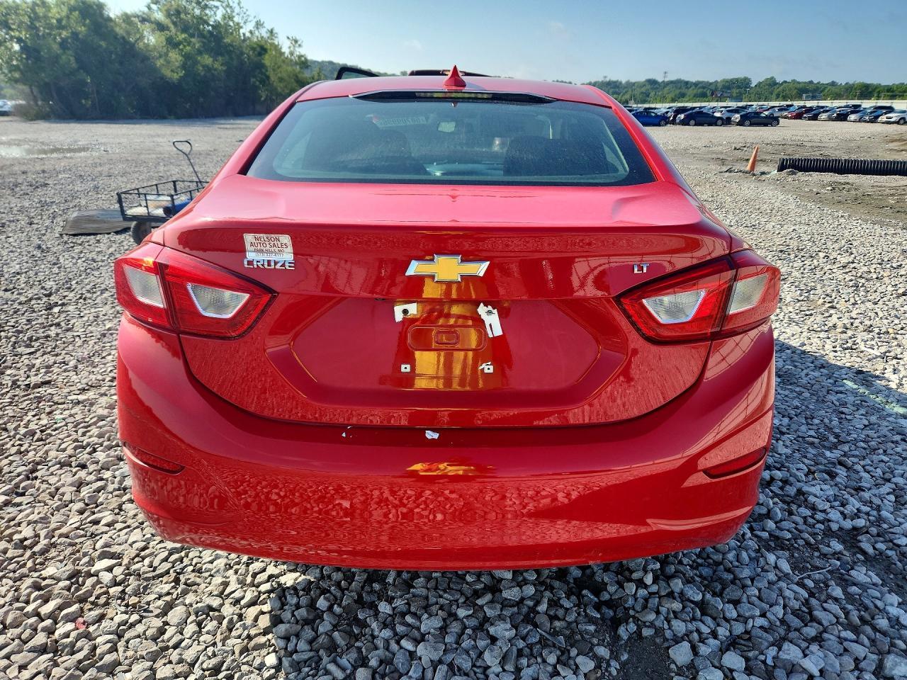 2018 Chevrolet Cruze Lt - Image 6