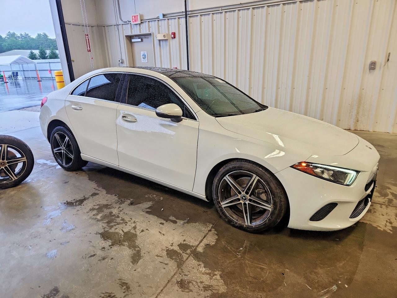 2019 Mercedes-Benz A 220 4Matic - Фото 4