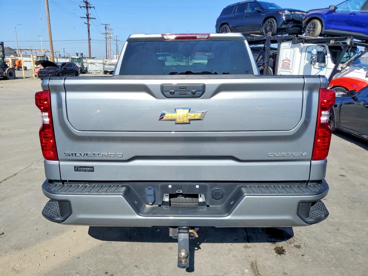 2025 Chevrolet Silverado C1500 Custom - Image 6