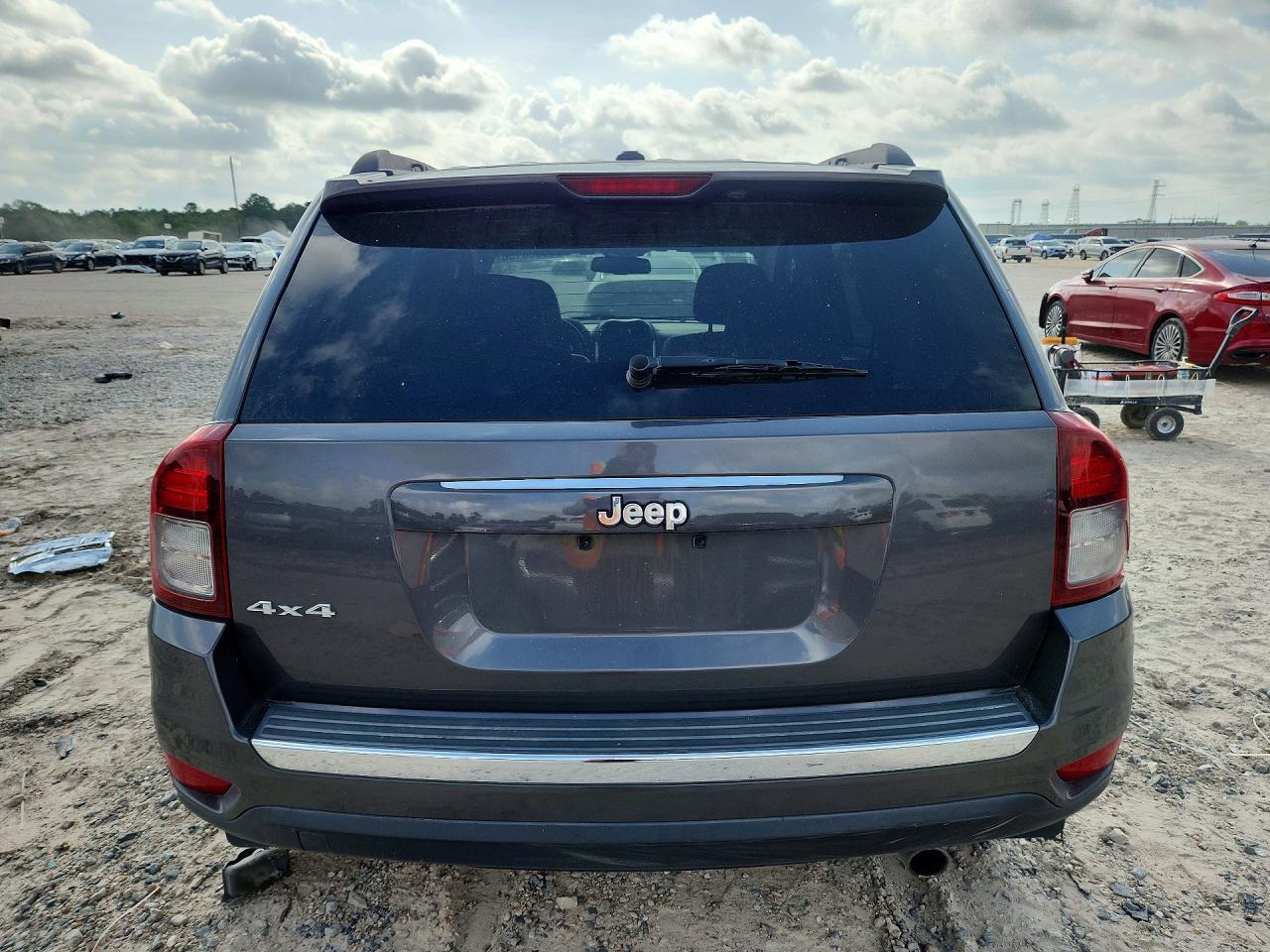 2017 Jeep Compass Latitude - Фото 6